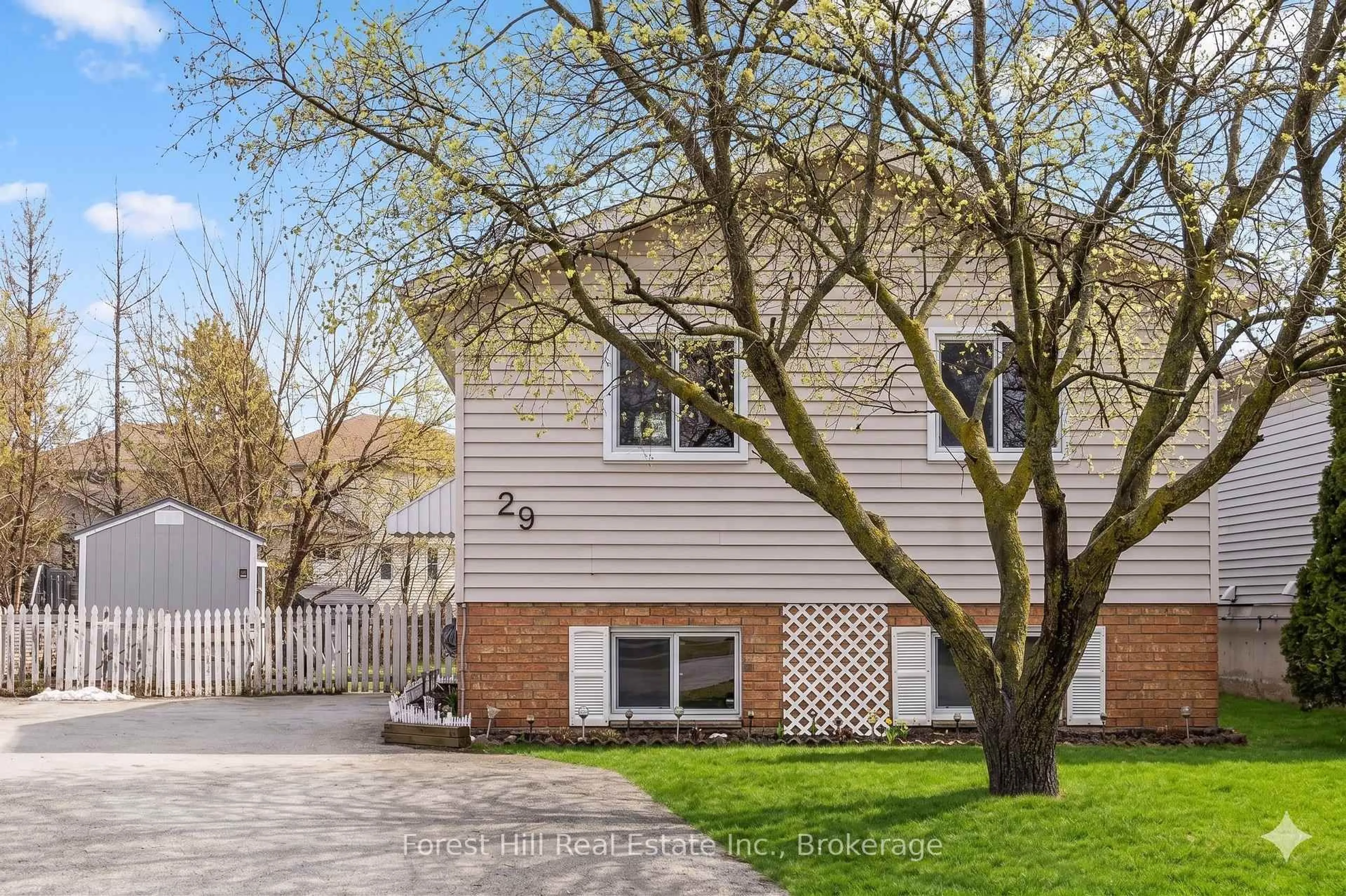 Unknown for 29 Dillon Dr, Collingwood Ontario L9Y 4S3