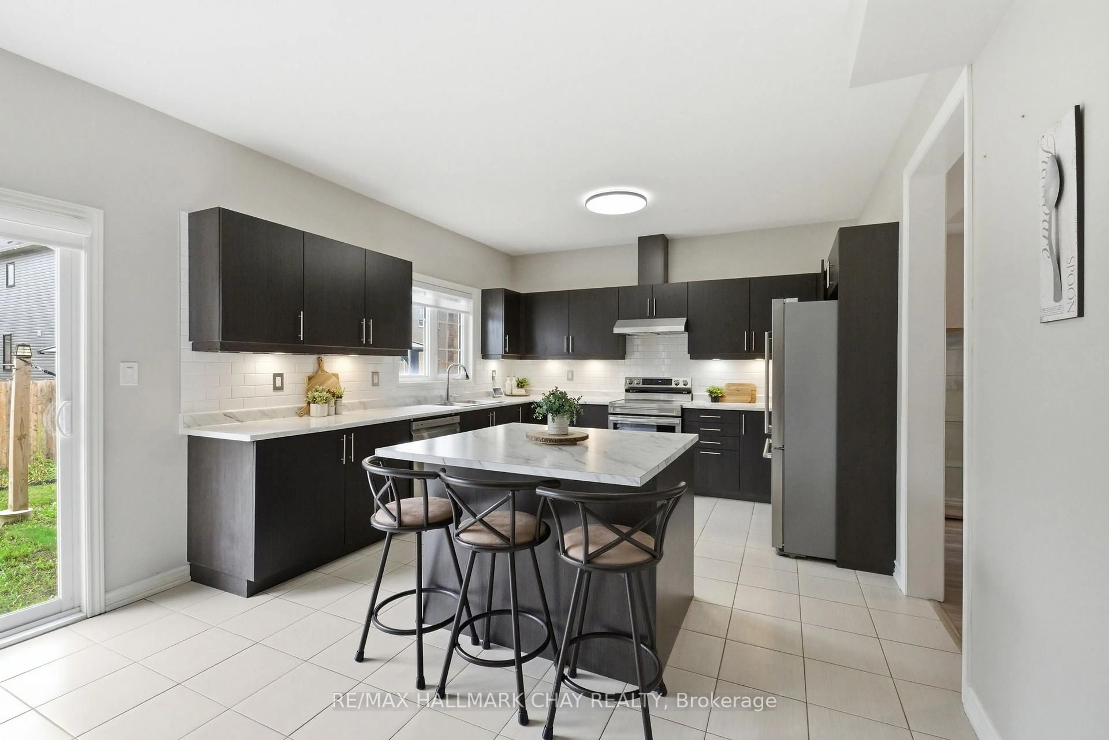 Contemporary kitchen, ceramic/tile floor for 215 Breton St, Clearview Ontario L0M 1S0
