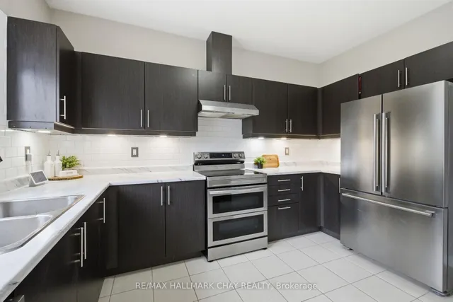 215 Breton St, Clearview 3