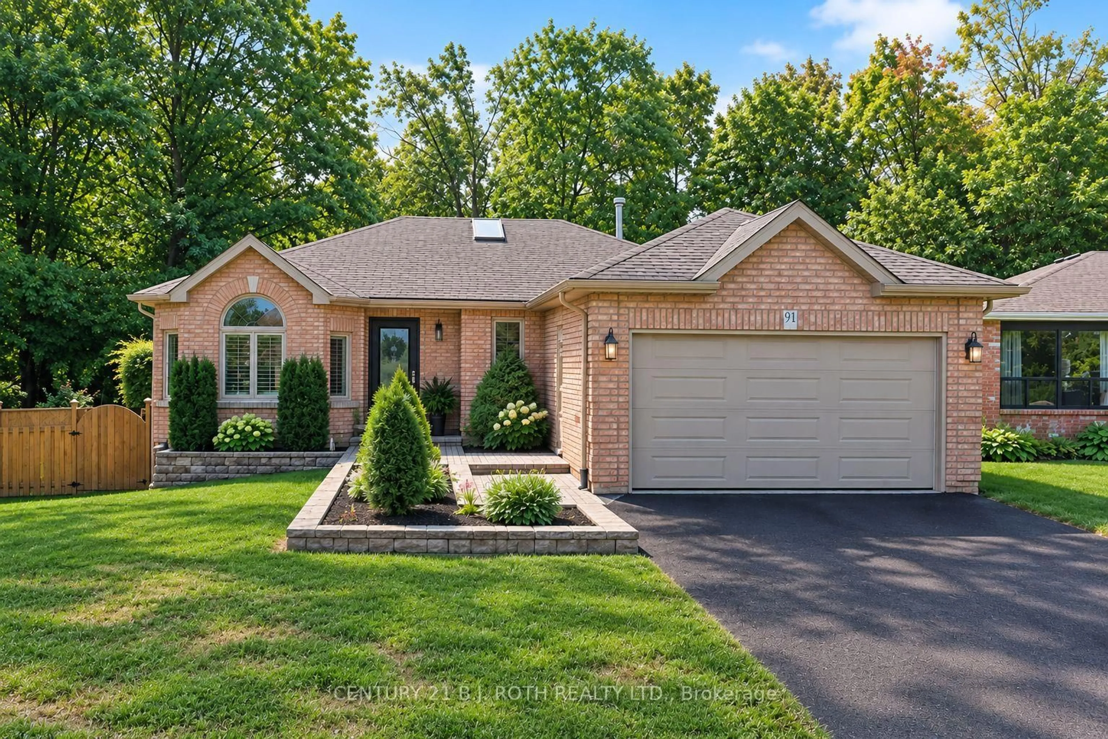 Home with brick exterior material, street for 91 Benson Dr, Barrie Ontario L4N 7Y4