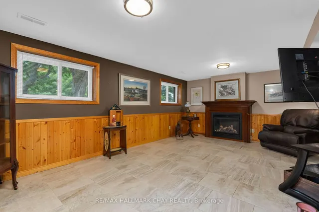 82 Fourth St, Orillia 5