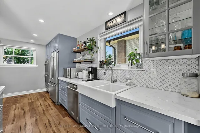 29 Collete Cres, Barrie 5