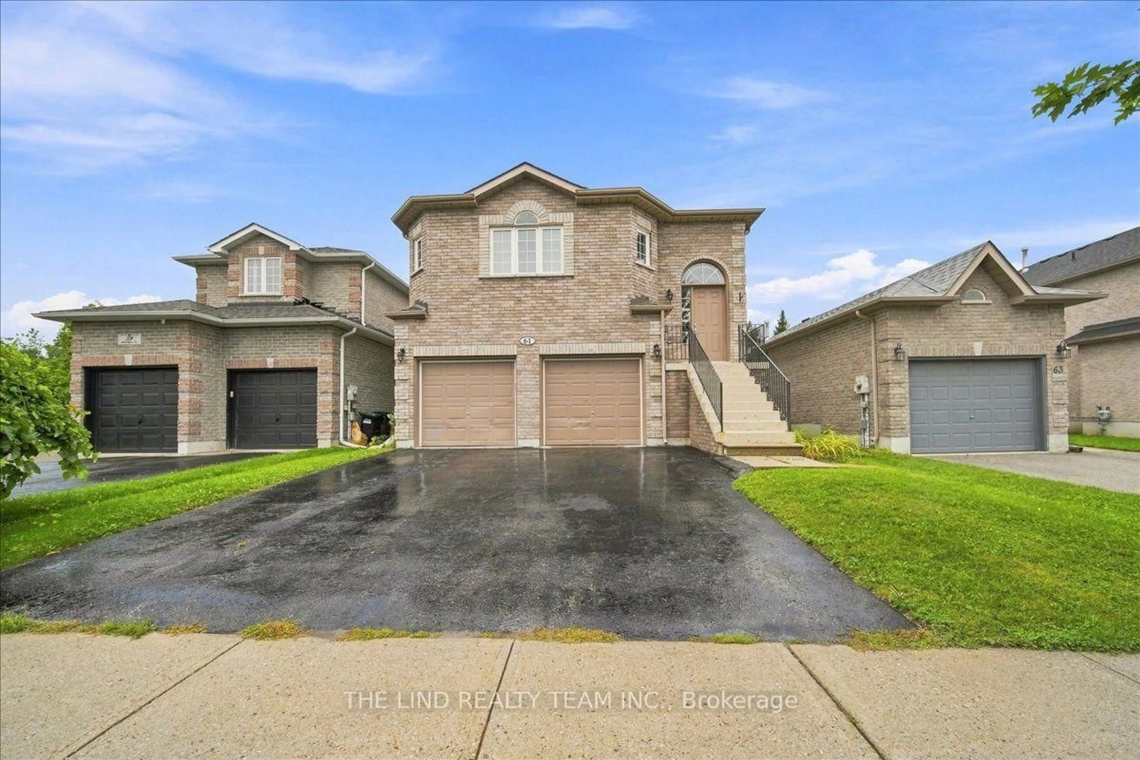 Unknown for 61 Mcintyre Dr, Barrie Ontario L4N 5C5