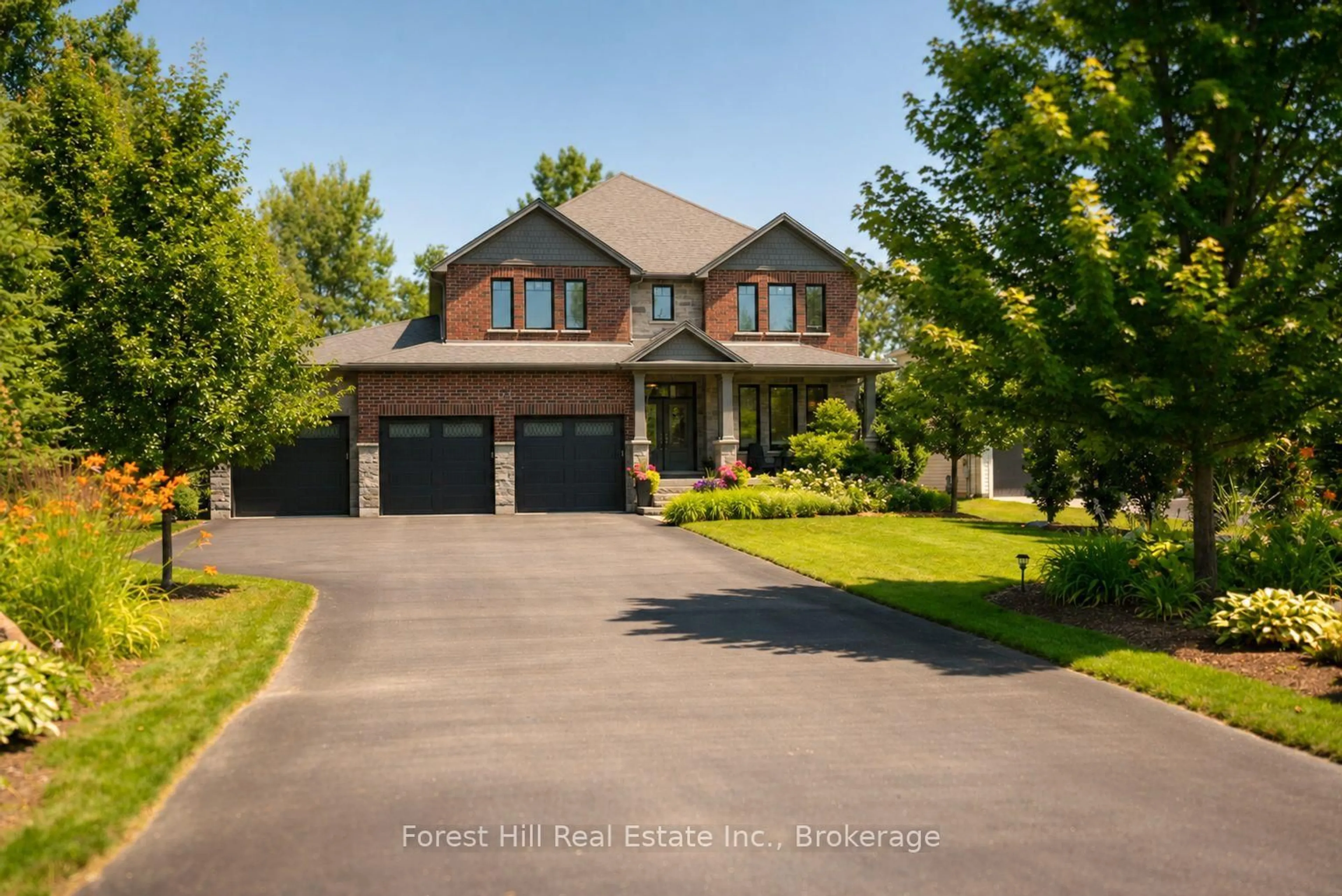 Home with brick exterior material, street for 155 Glenlake Blvd, Collingwood Ontario L9Y 0X2