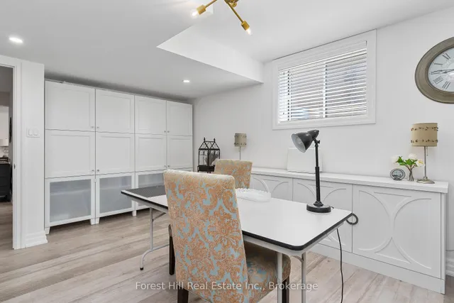 155 Glenlake Blvd, Collingwood 5