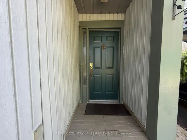 30 Laguna Pkwy #12, Ramara 2