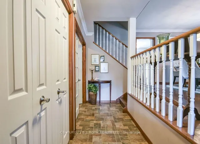 377 MARY St, Orillia 5