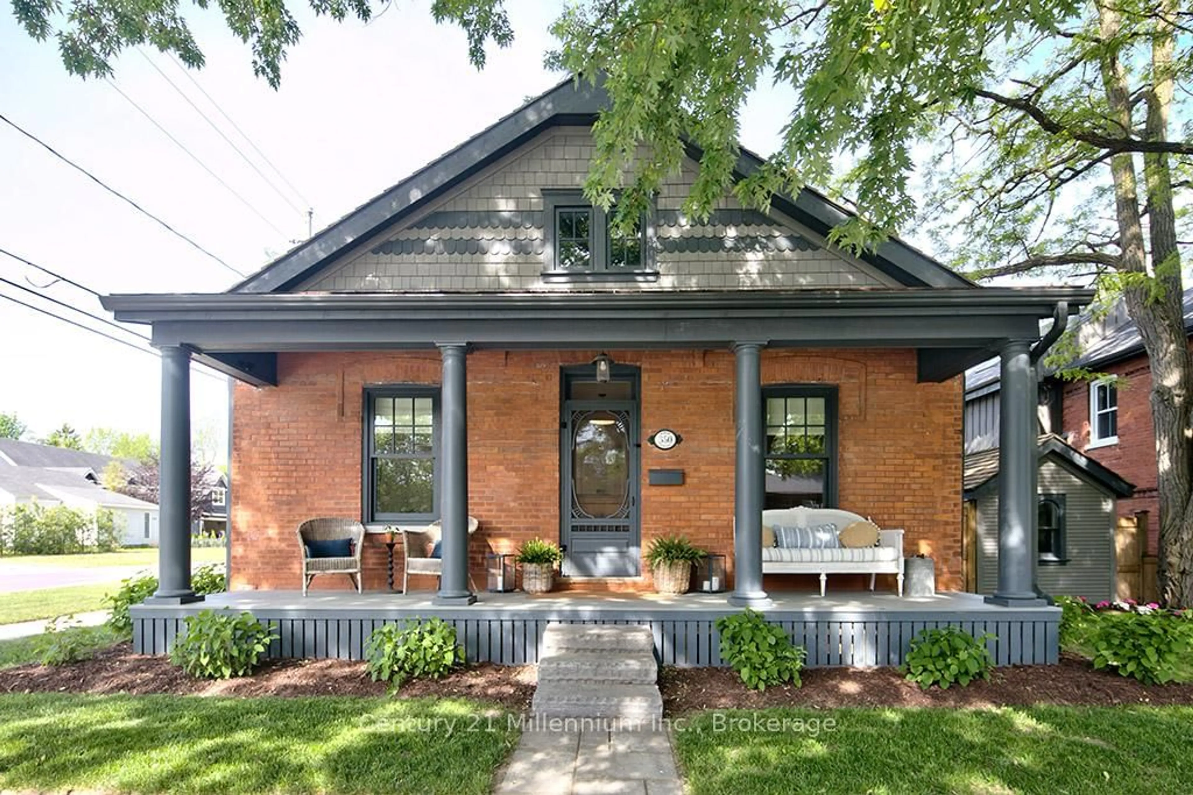 Home with brick exterior material, street for 350 Birch St, Collingwood Ontario L9Y 2V7