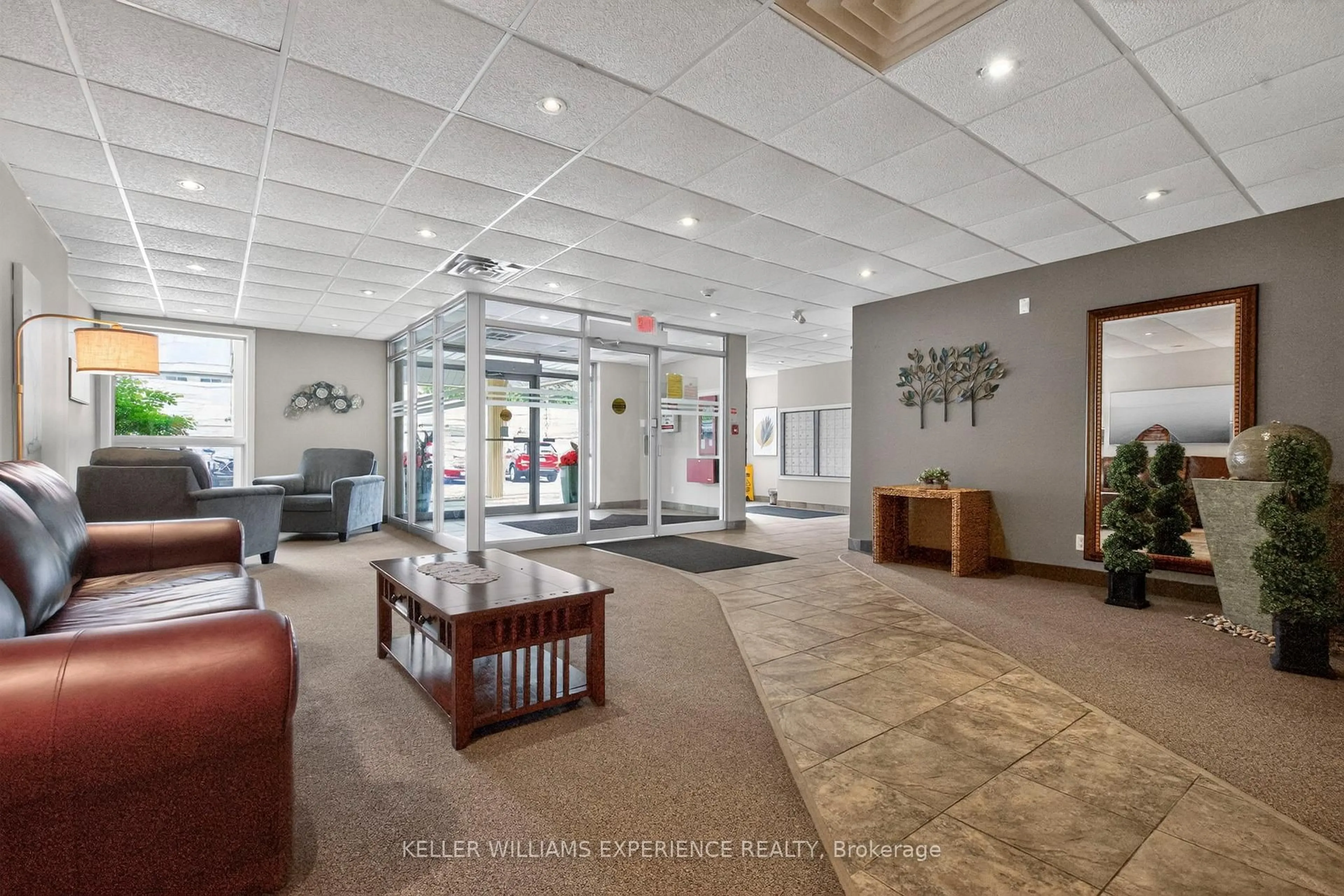 Lobby for 486 Laclie St #Unit 111, Orillia Ontario L3V 4P9