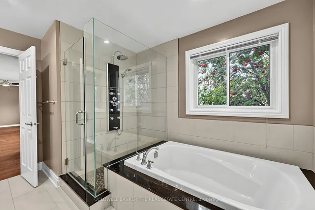37 Falling Brook Dr, Barrie 2