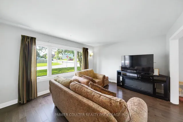 71 Newton St, Barrie 5