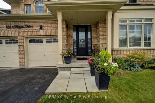 120 Allegra Dr, Wasaga Beach 4