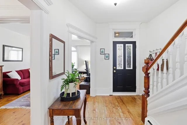 180 Second St, Collingwood 5
