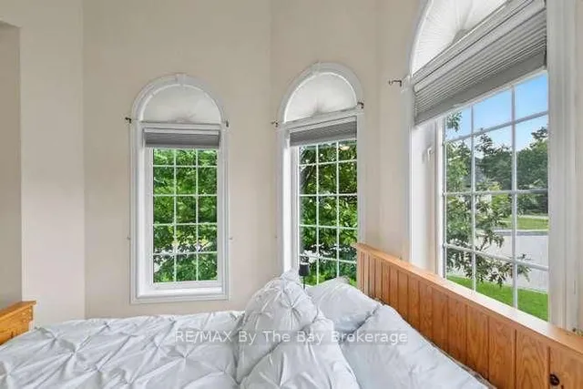 90 Meadowlark Blvd, Wasaga Beach 5
