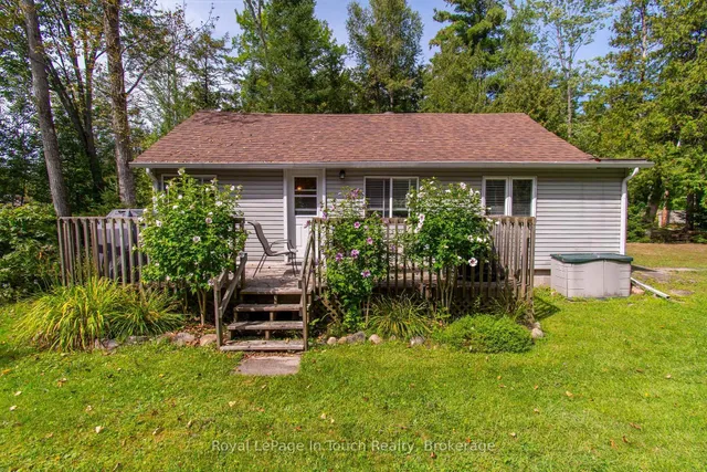 10 Pilon Rd, Tiny 2
