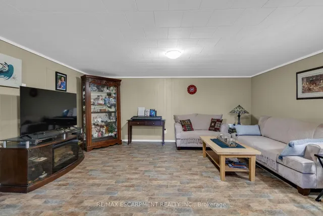 212 Hamilton Dr, Clearview 2