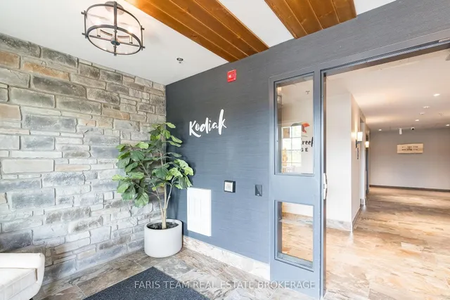 54 Koda St #410, Barrie 5