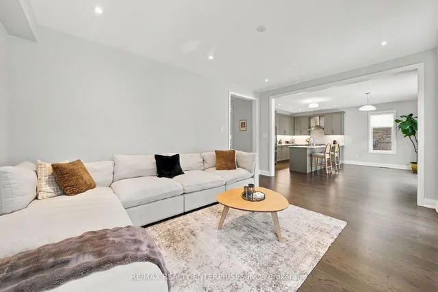 35 Sweet Cicely St, Springwater 2