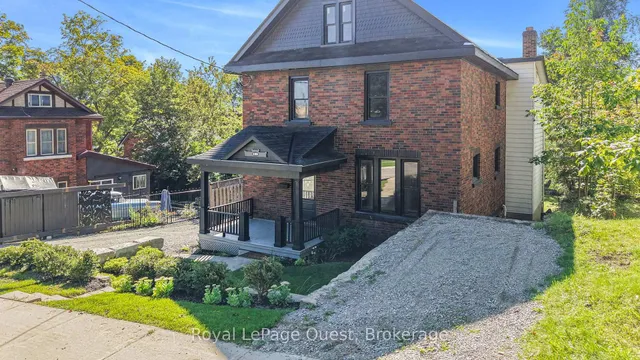 109 Brant St, Orillia 3