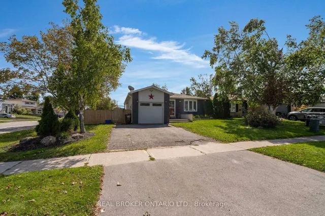 37 Hickling Tr, Barrie 5