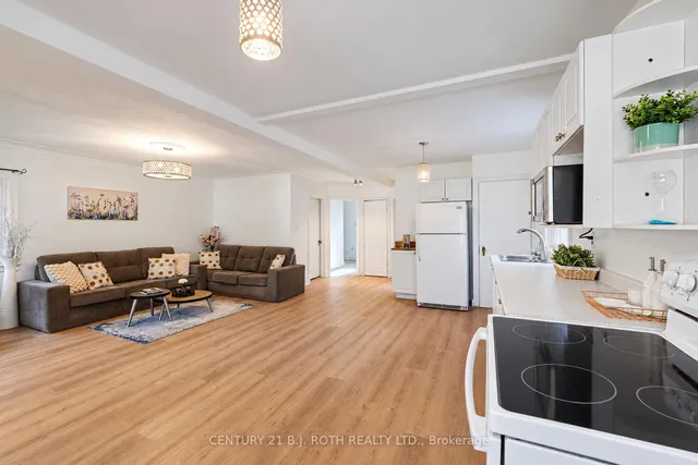 167 Laclie St, Orillia 3