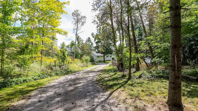 2 Pemberton Lane, Oro-Medonte 2