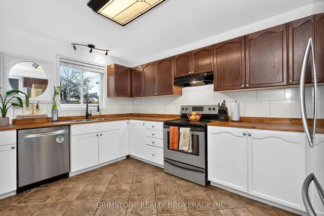 32 Wessenger Dr, Barrie 2