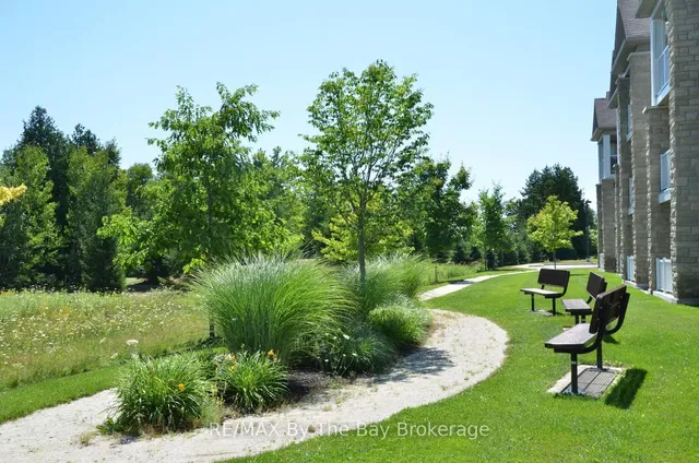 40 Mulligan Lane #208, Wasaga Beach 5