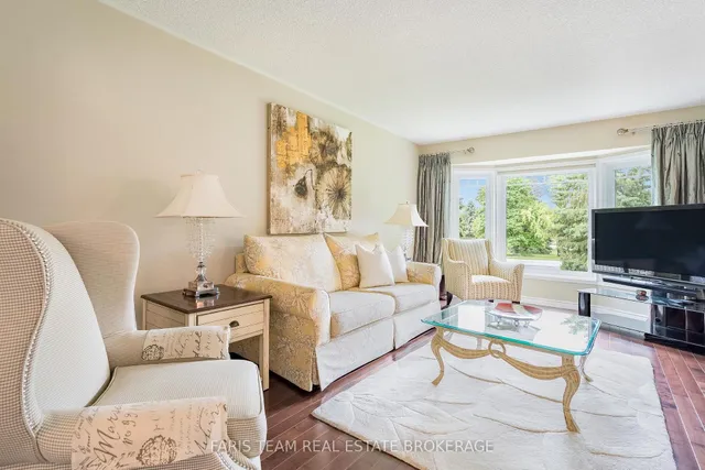 1 Rigby Dr, Wasaga Beach 4