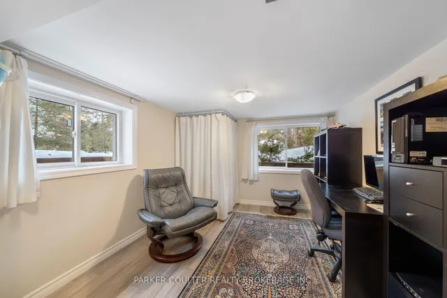 11 Duquette Crt, Tiny 5