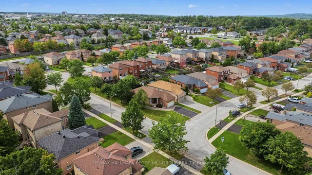 2 Brown Wood Dr, Barrie 4
