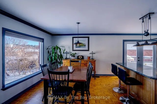 247 Simcoe St, Clearview 5