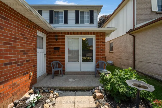 86 Trillium Cres, Barrie 2