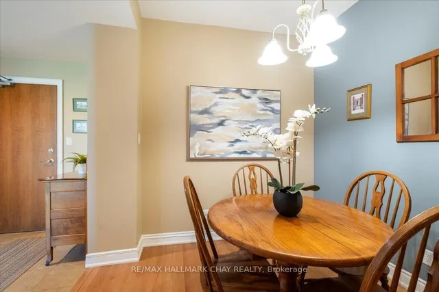 33 Ellen St #602, Barrie 5