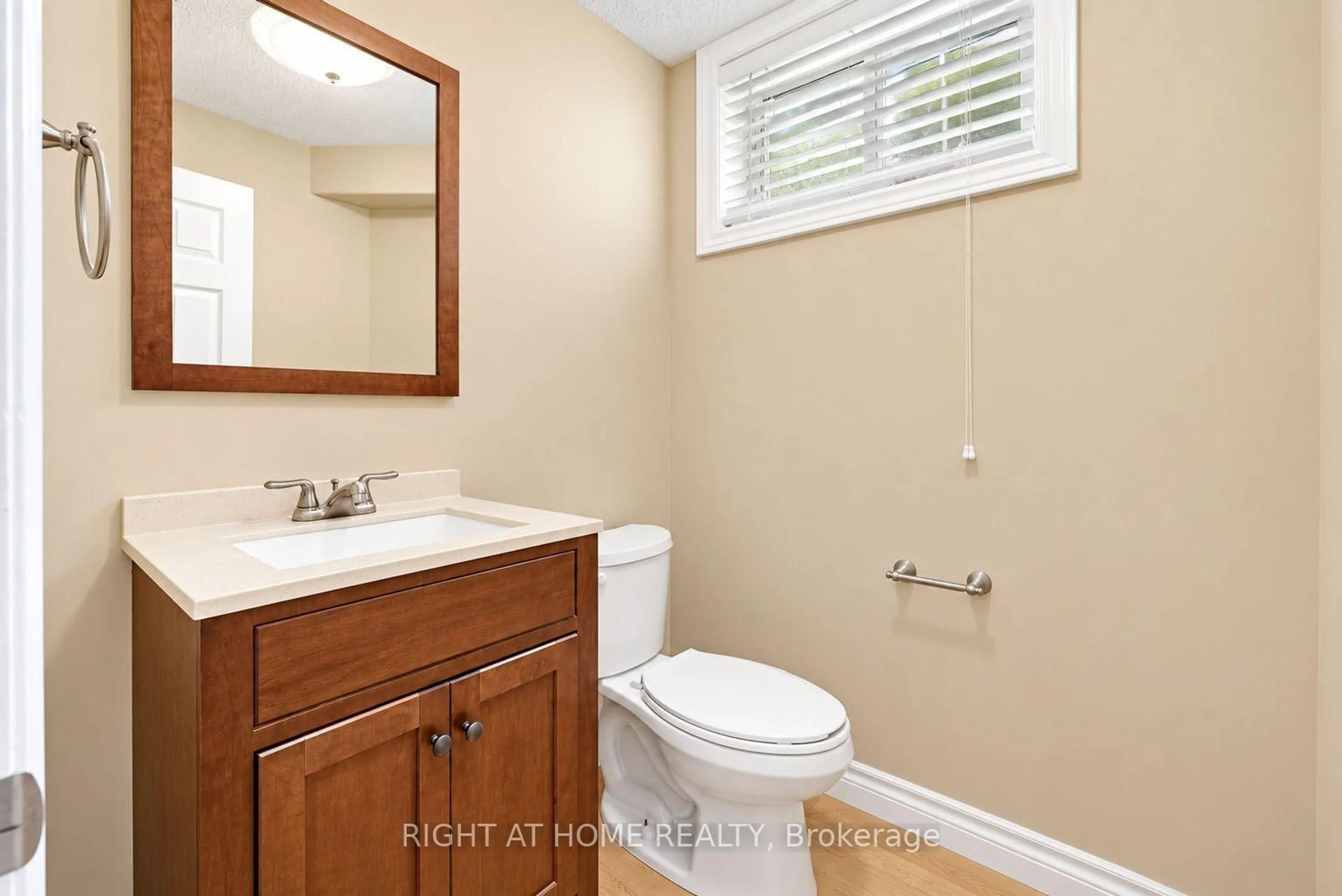 trreb/IMG-S13805992_1edeef68-e969-497c-a76e-c20bd21ae2e5-l.jpg