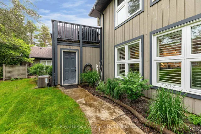 423 Mariners Way, Collingwood 4