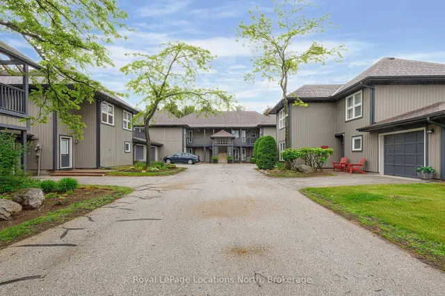423 Mariners Way, Collingwood 3