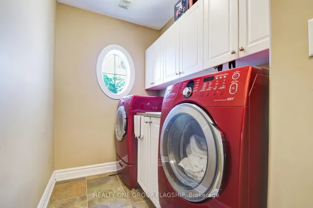 24 Wendat Tr, Springwater 4