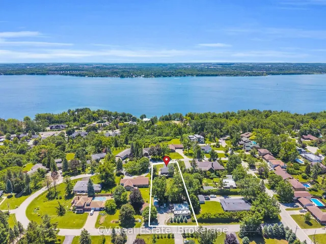 22 Baycrest Dr, Barrie 2