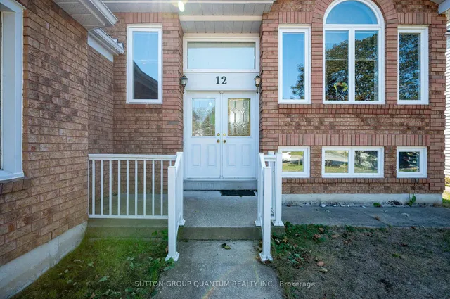 12 LANGEVIN Dr, Wasaga Beach 5
