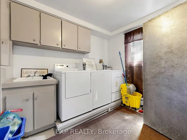 89 Donald St, Barrie 3