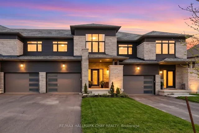 204 Rosanne Circ, Wasaga Beach