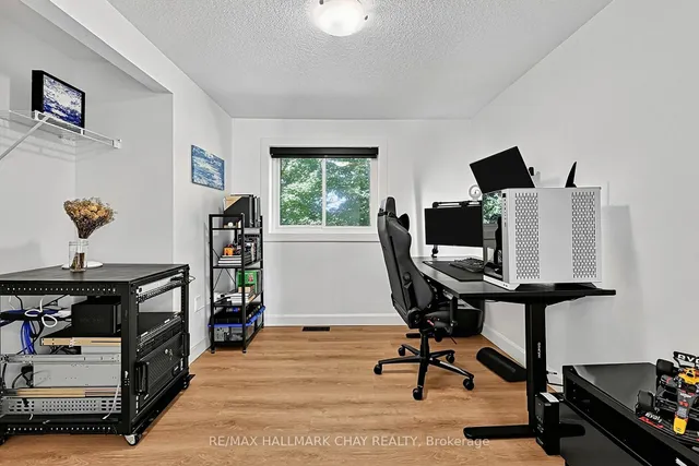 38 Kenwell Cres #3, Barrie 5