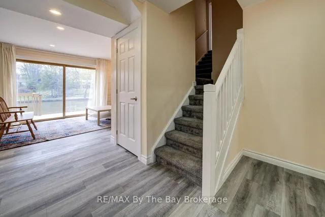 646 Oxbow Park Dr, Wasaga Beach 3