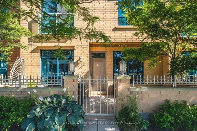 6 Victoria St, Barrie 2