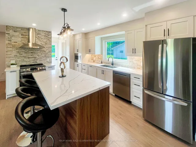 2385 Highway 12, Ramara 2