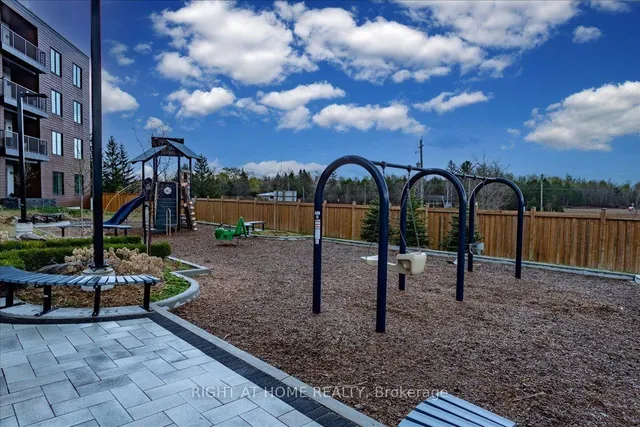 20 Koda St #302, Barrie 2