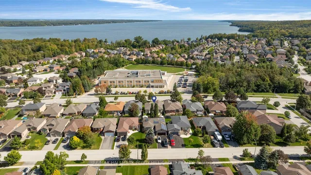 184 Golden Meadow Rd, Barrie 2