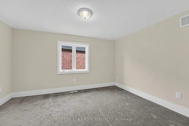 55 Sanford Circ, Springwater 3