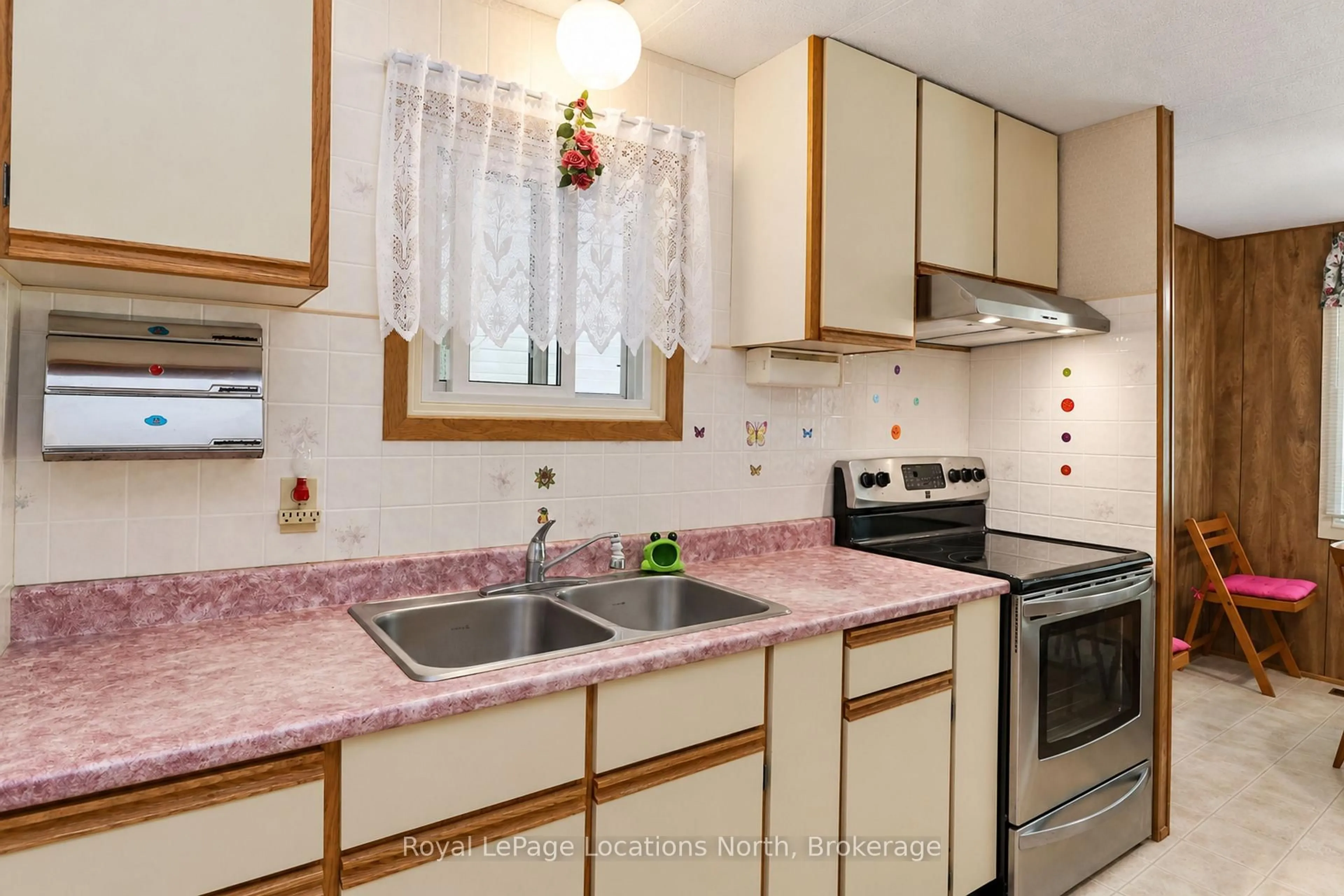 trreb/IMG-S13826038_4b7b786f-5a74-4186-b1d9-91d95ce0bd43-l.jpg